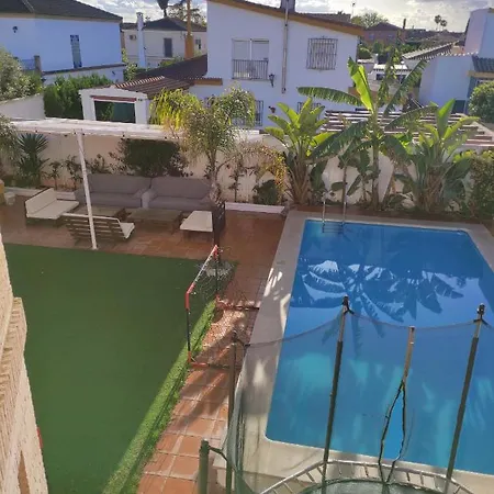 Guest house Privado Con Piscina Y Jardin Compartidos. *
