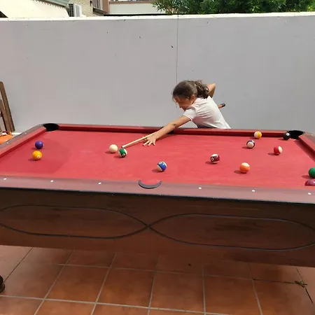 Privado Con Piscina Y Jardin Compartidos. *