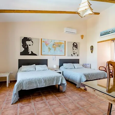 Guest house Privado Con Piscina Y Jardin Compartidos. Valencina de la Concepcion