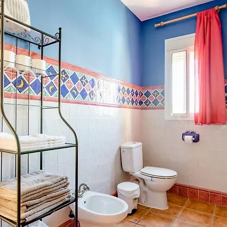Guest house Privado Con Piscina Y Jardin Compartidos.