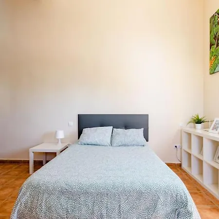 Privado Con Piscina Y Jardin Compartidos. * Valencina de la Concepcion